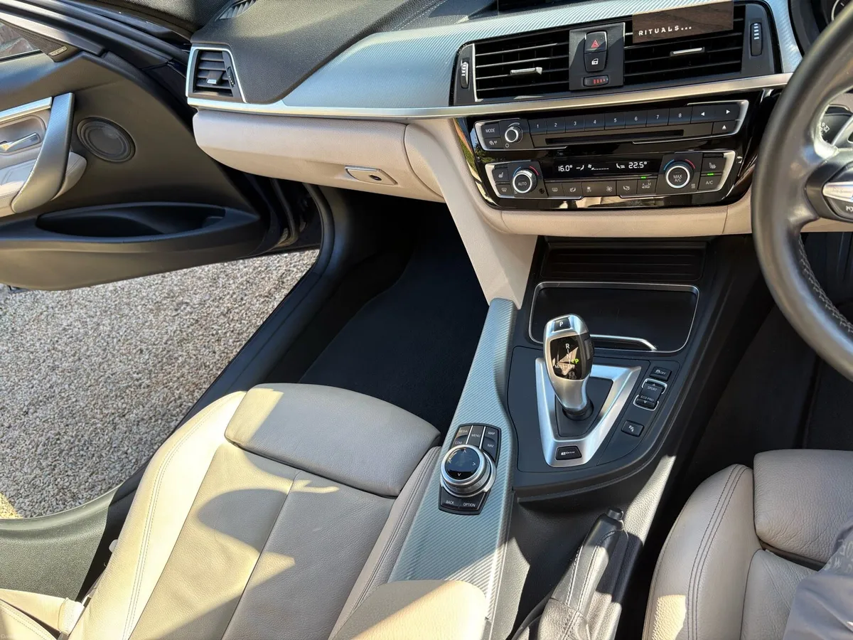 BMW 330e , Xdrive, shadow edition , M SPORT - Image 5