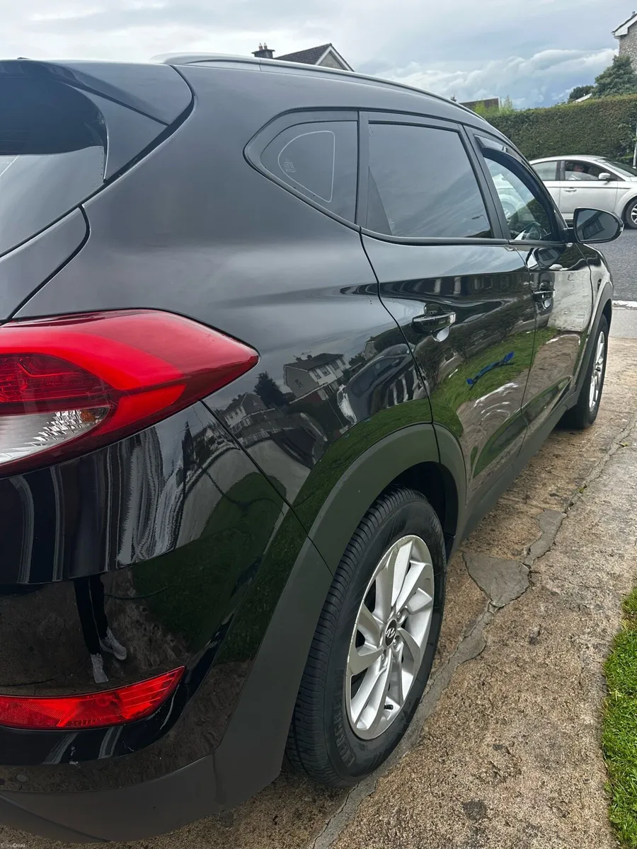 Hyundai Tucson - Image 2