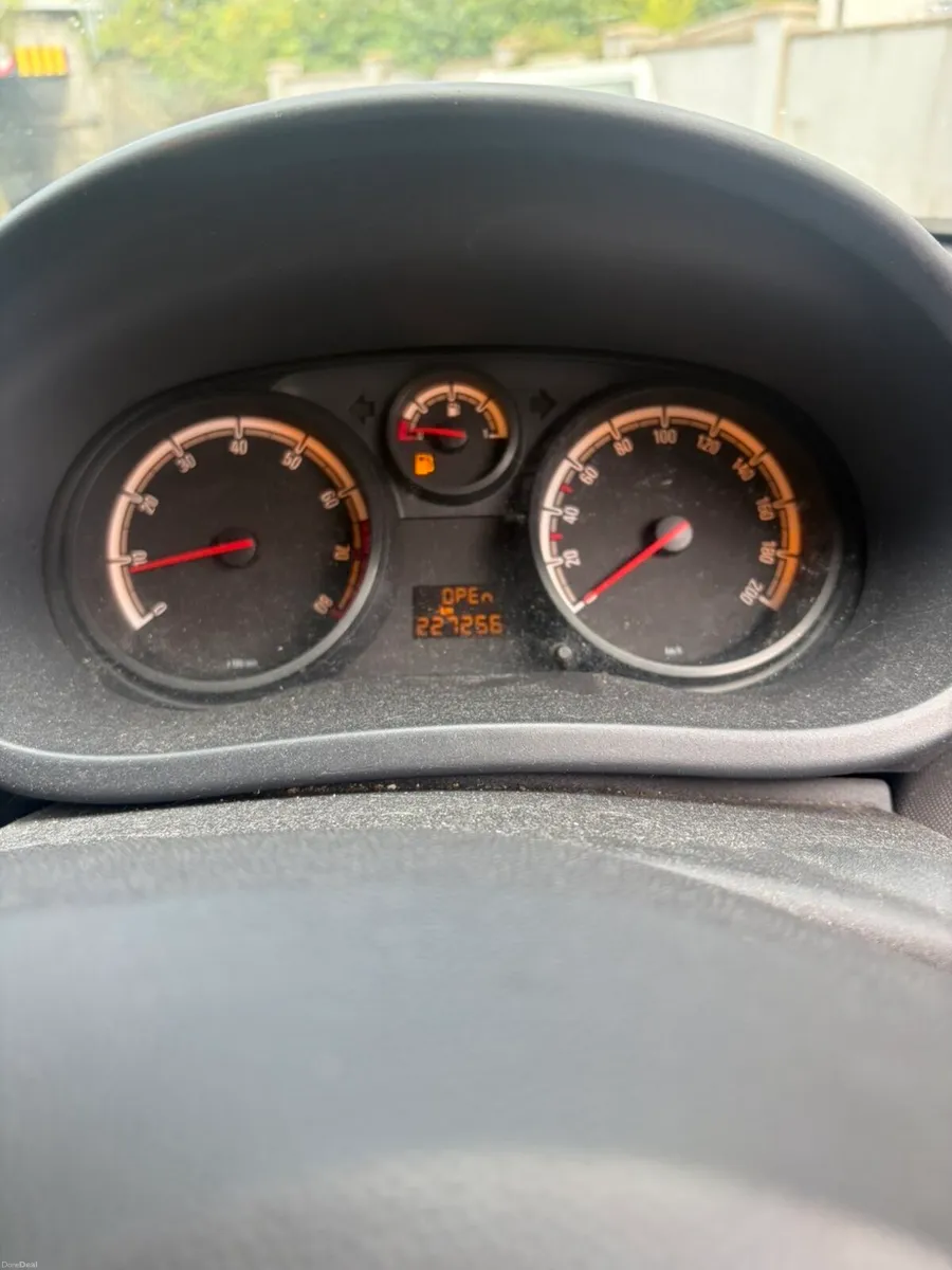Opel corsa - Image 5