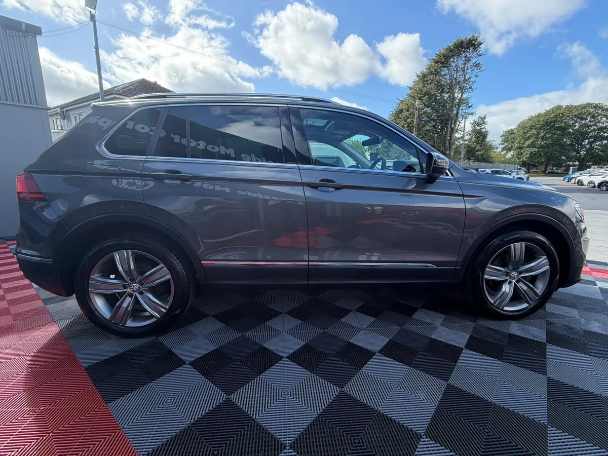 (172) VOLKSWAGEN TIGUAN HIGHLINE//AUTO//PAN ROOF// - Image 4