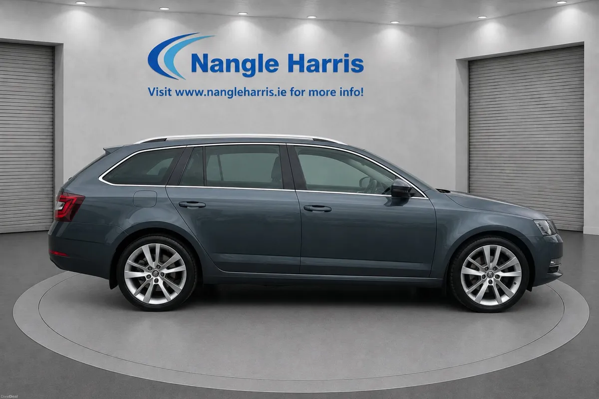 Skoda Octavia 1.6 DSG. LOW KMS - Image 6