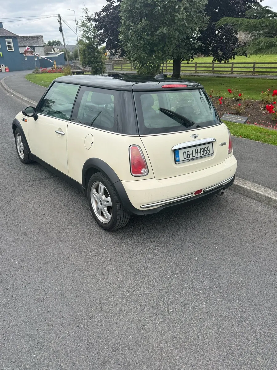 Mini Cooper - Image 1