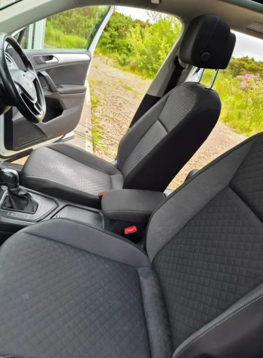 Volkswagen Tiguan 2017 - Image 3