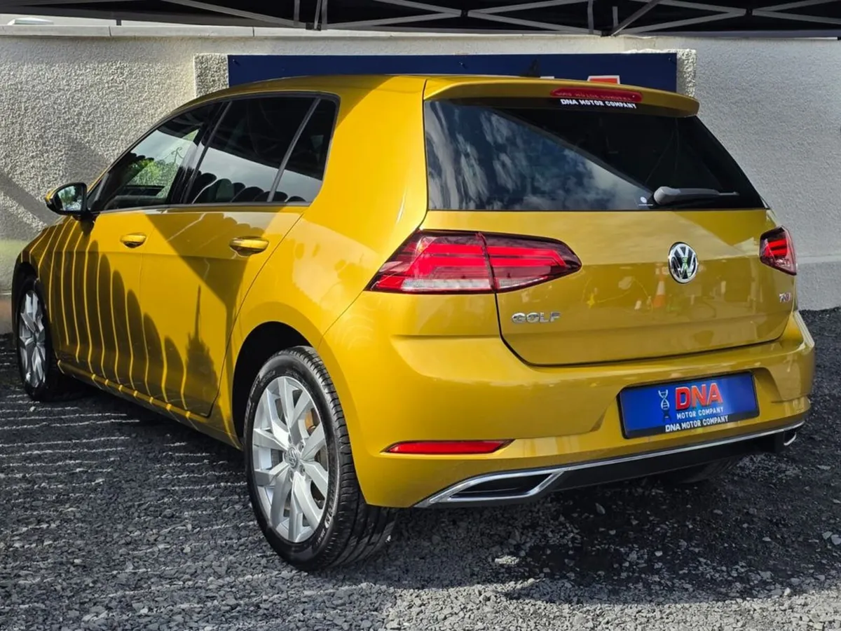 Volkswagen Golf HIGHLINE - 54KMS - Image 5