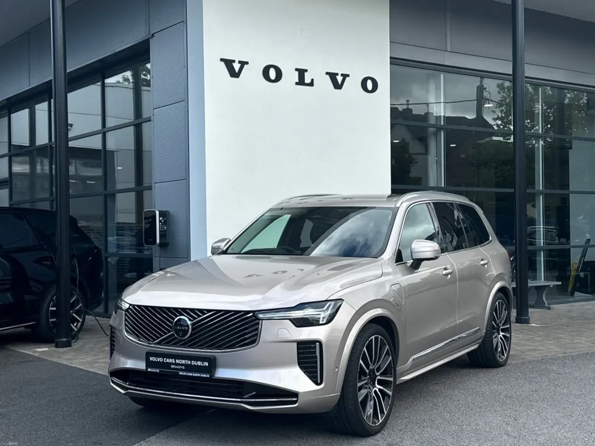 Volvo XC90 T8 ULTRA 4WD Bright, HUD , Upgraded all - Image 1