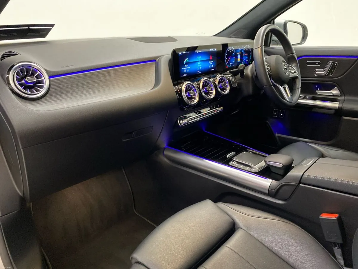 Mercedes-Benz GLA GLA 250 e PHEV Progressive  *15k - Image 6