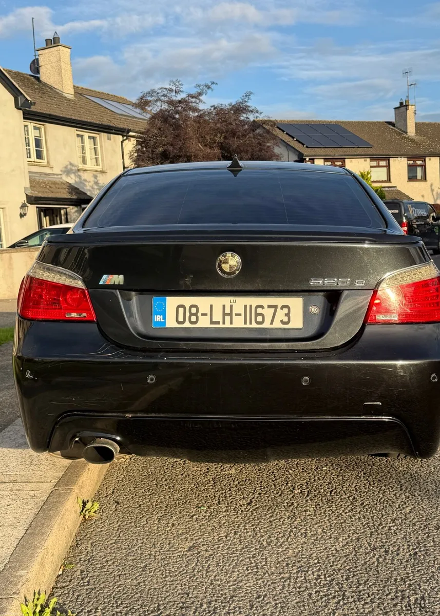 BMW 5-Series 2008 - Image 1