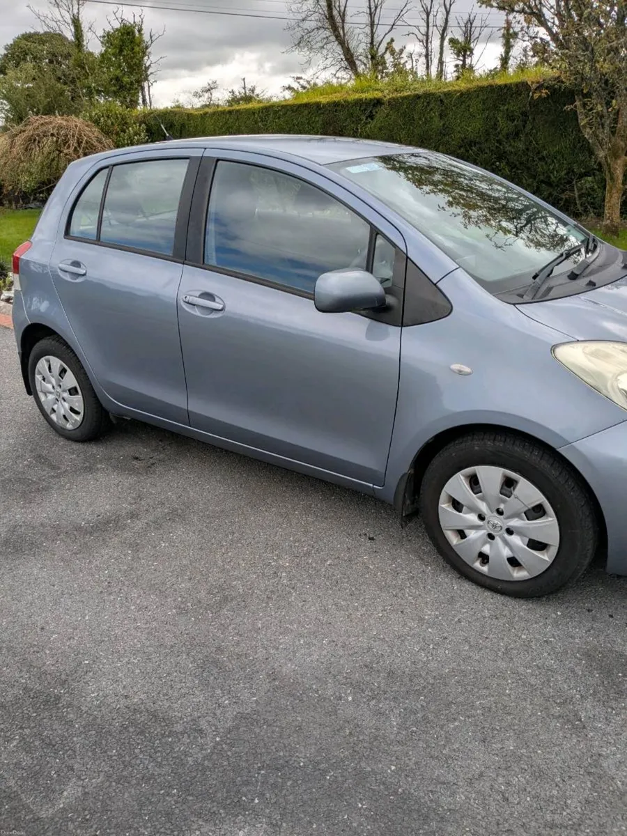 Toyota Yaris auto - Image 2