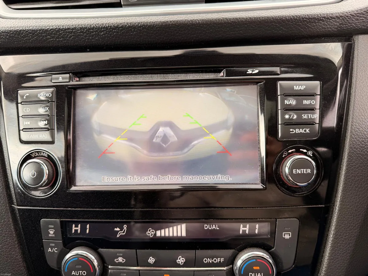 Nissan Qashqai 2018 1.6 Diesel Manual - Image 6