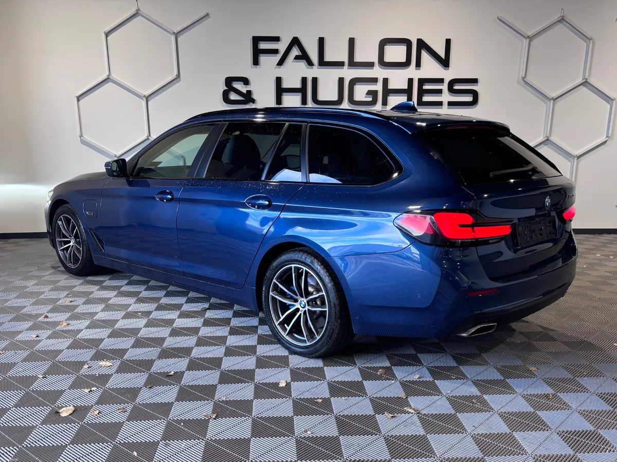 BMW 5 SERIES 530E ESTATE CREAM LEATHER 12KWH BATTE - Image 3