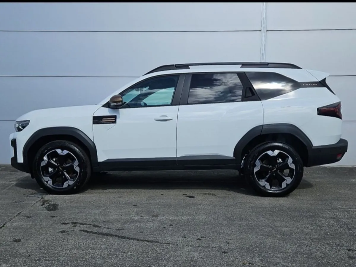 Dacia Bigster Extreme HEV 155 0% FINANCE AVAILABLE - Image 4