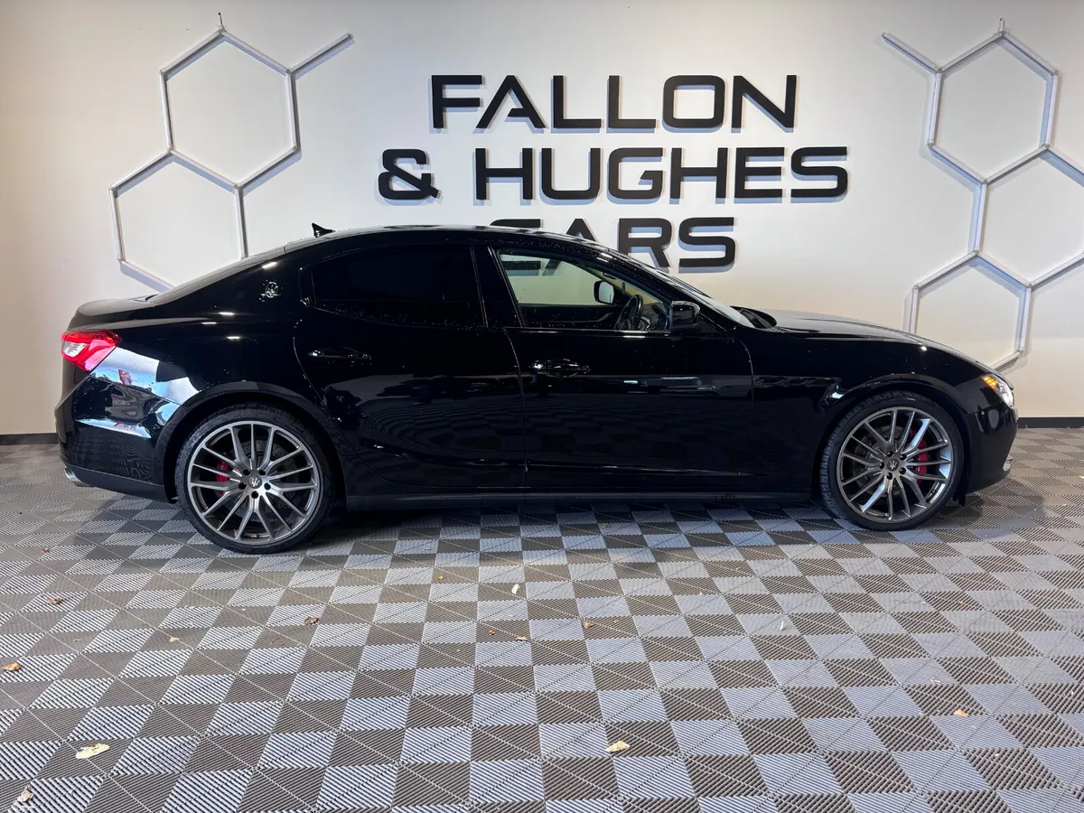 MASERATI GHIBLI DV6 4DR AUTO - Image 4