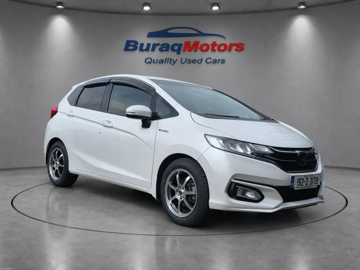 Honda Fit 1.5L Hybrid L-Package Self-Charging - Image 3