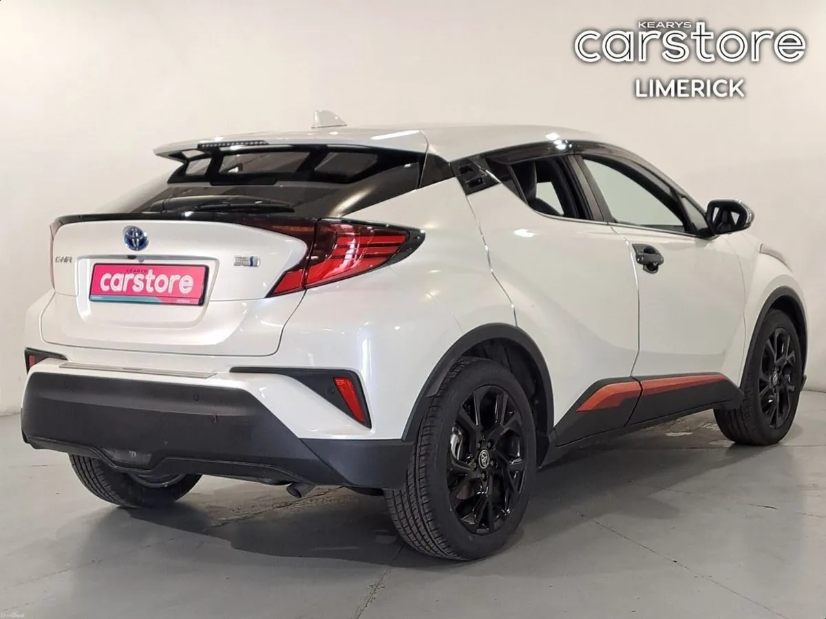 Toyota C-HR G MODE NERO SAFETY PLUS - Image 3