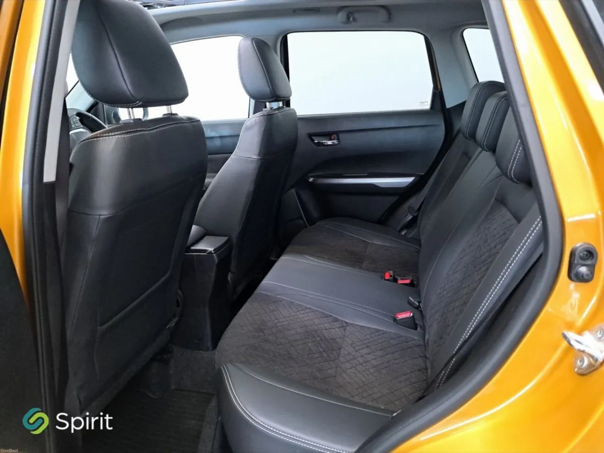 Suzuki Vitara 1.4 Hybrid Auto*Pan-Roof*Call Steven - Image 4