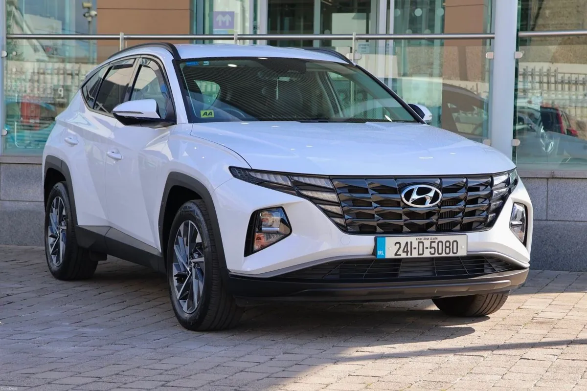 Hyundai Tucson 2WD Executive - Image 3