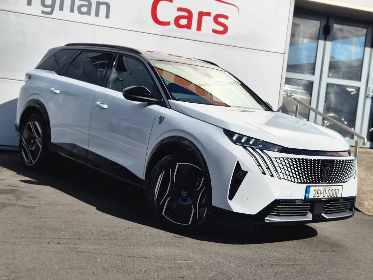 2025 Peugeot 5008e GT Line 73kwh, 7 Seats, 20" - Image 2