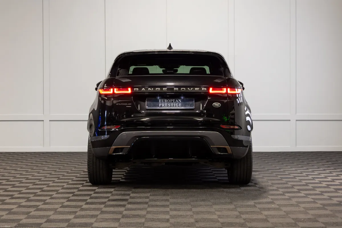 222 Range Rover Evoque P300e R-Dynamic - Image 5