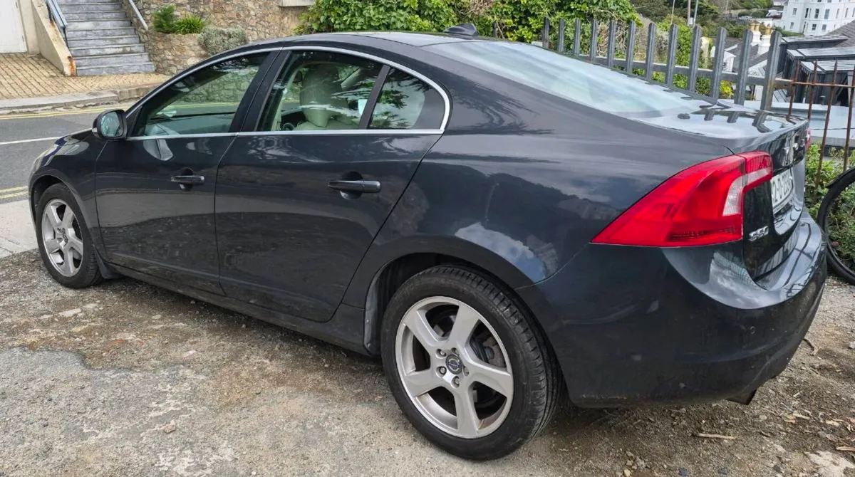 Volvo S60 SE Leather. With New NCT to 29 / 08 /27 - Image 5