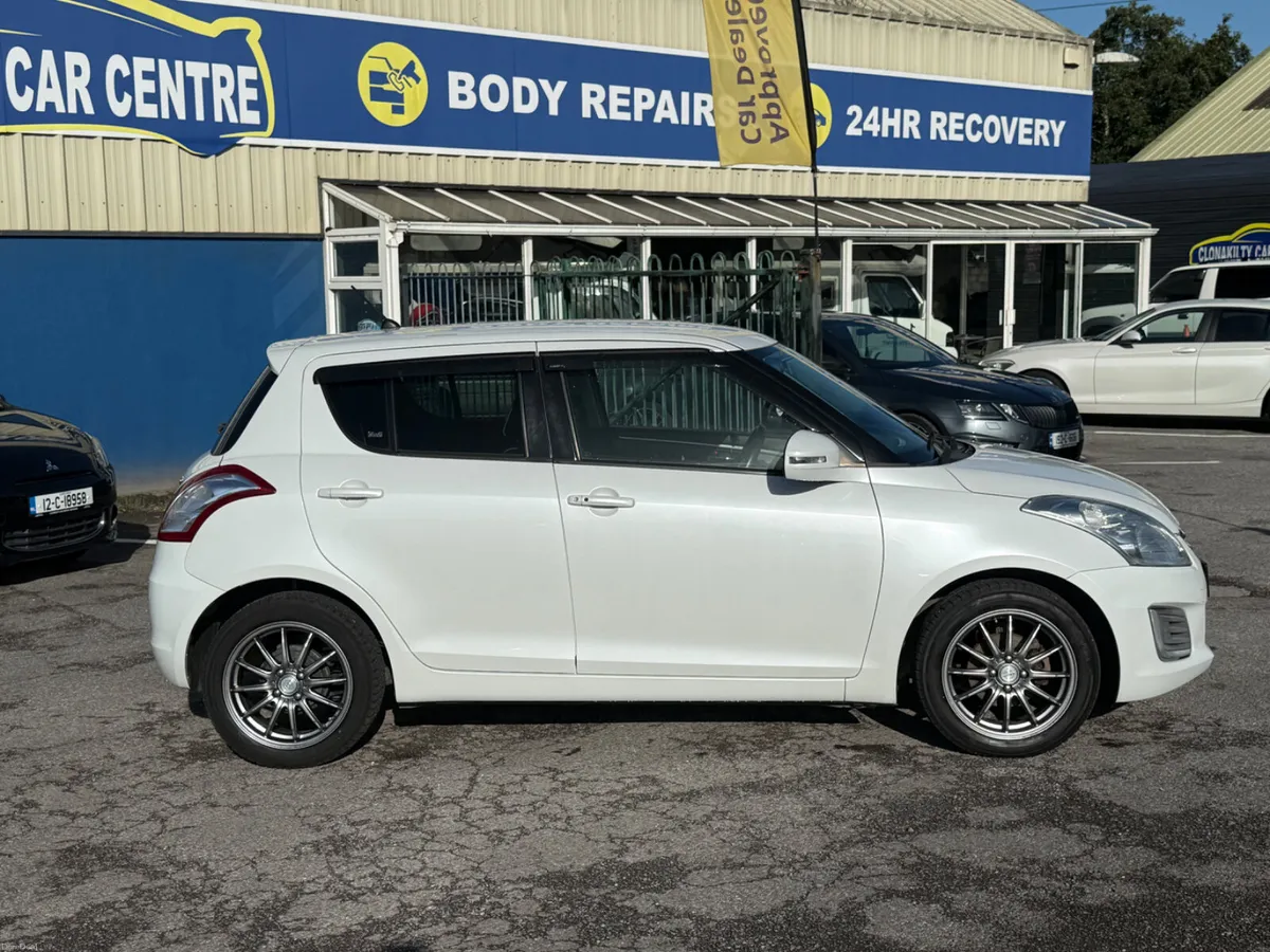 Suzuki Swift 1.2 Petrol Automatic - Image 5