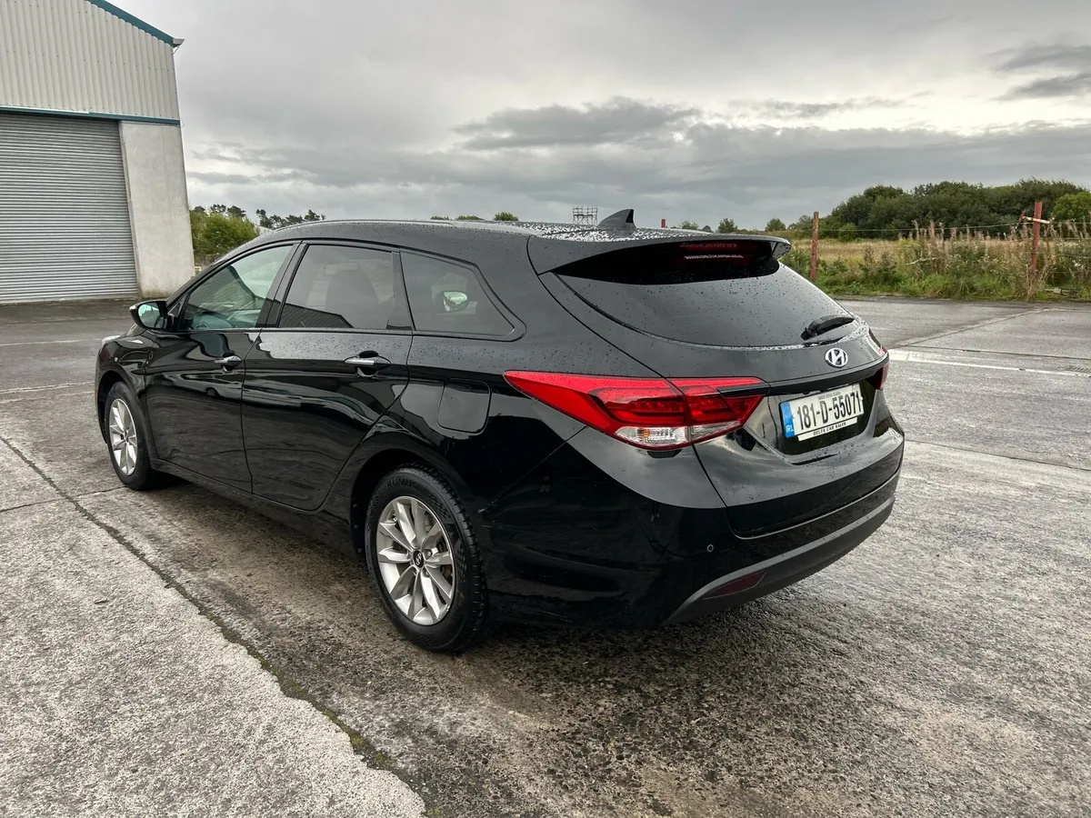 2018 Hyundai i40 estate - Image 5