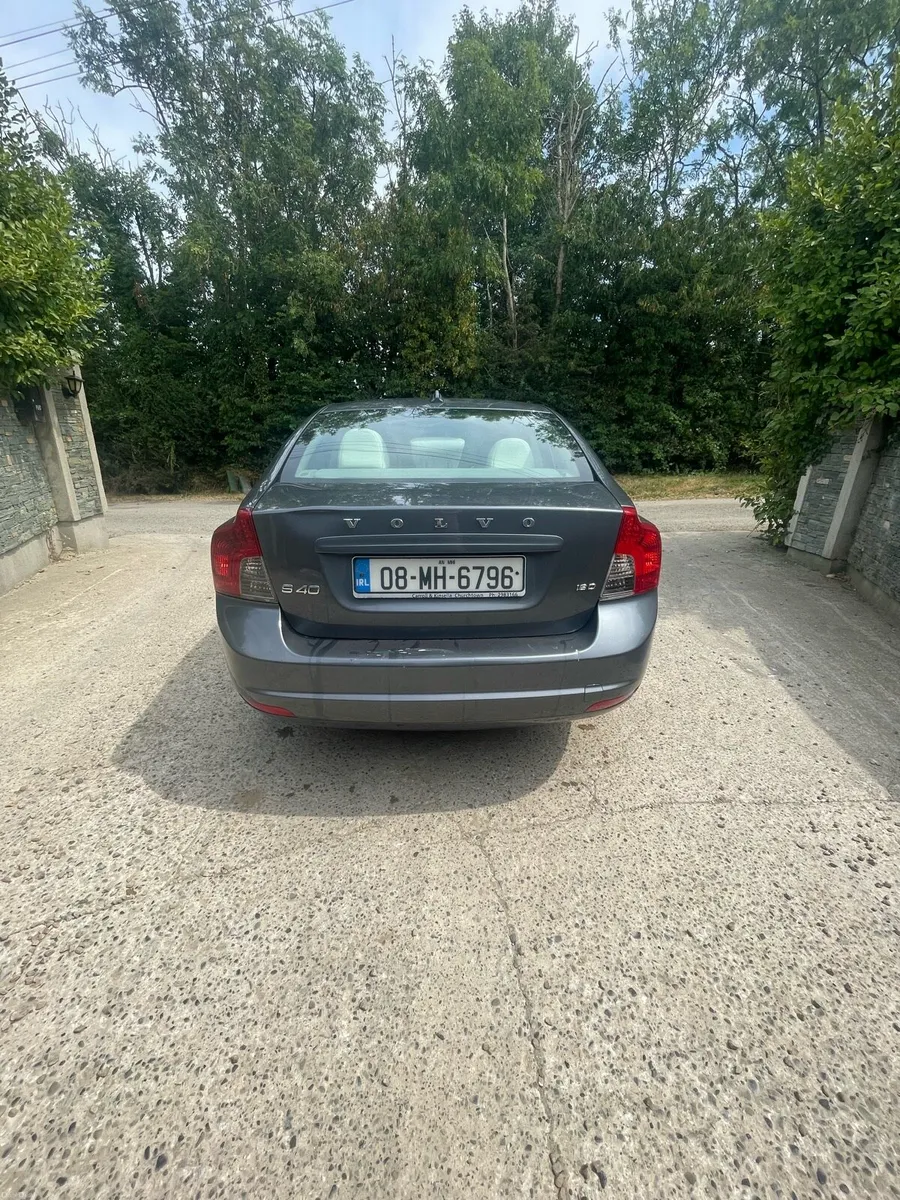 Volvo S40 - Image 4