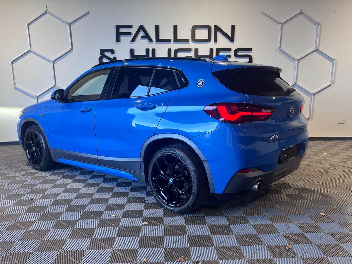 2022 BMW X2 XDRIVE25E M SPORT X // TECH PACK - Image 3
