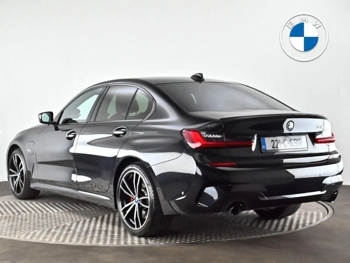 BMW 3-Series 330e M Sport Saloon - Image 2