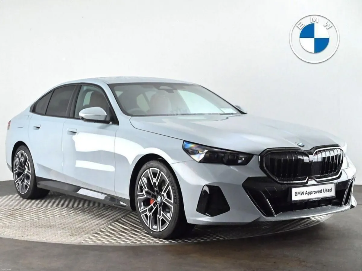 BMW 5-Series 520i M Sport Pro Saloon - Image 1
