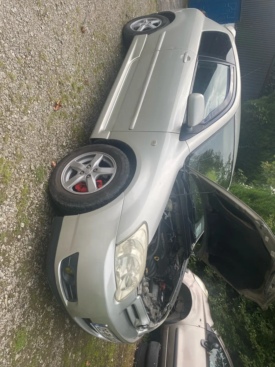 Toyota Corolla - Image 4