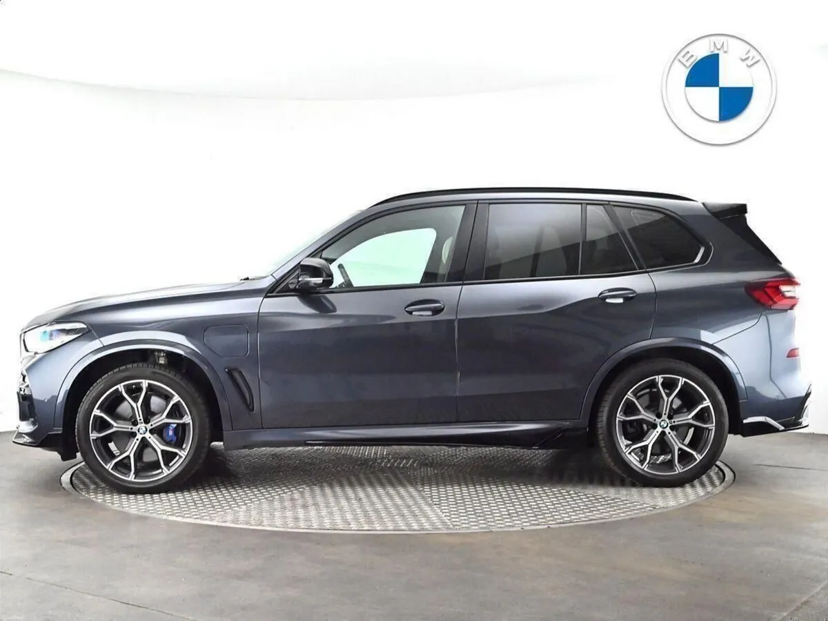 BMW X5 xDrive45e M Sport - Image 3