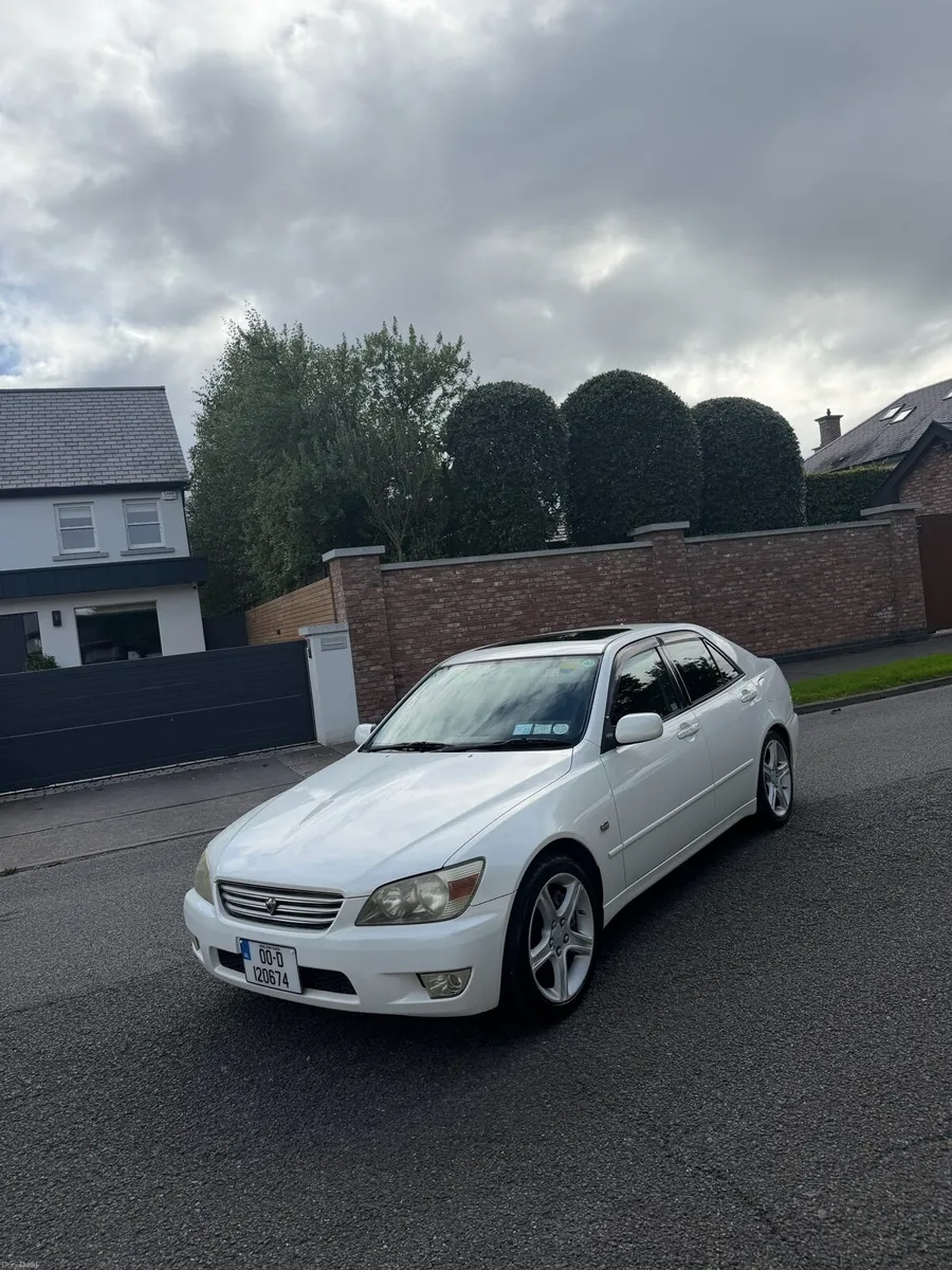 Toyota Altezza - Image 1