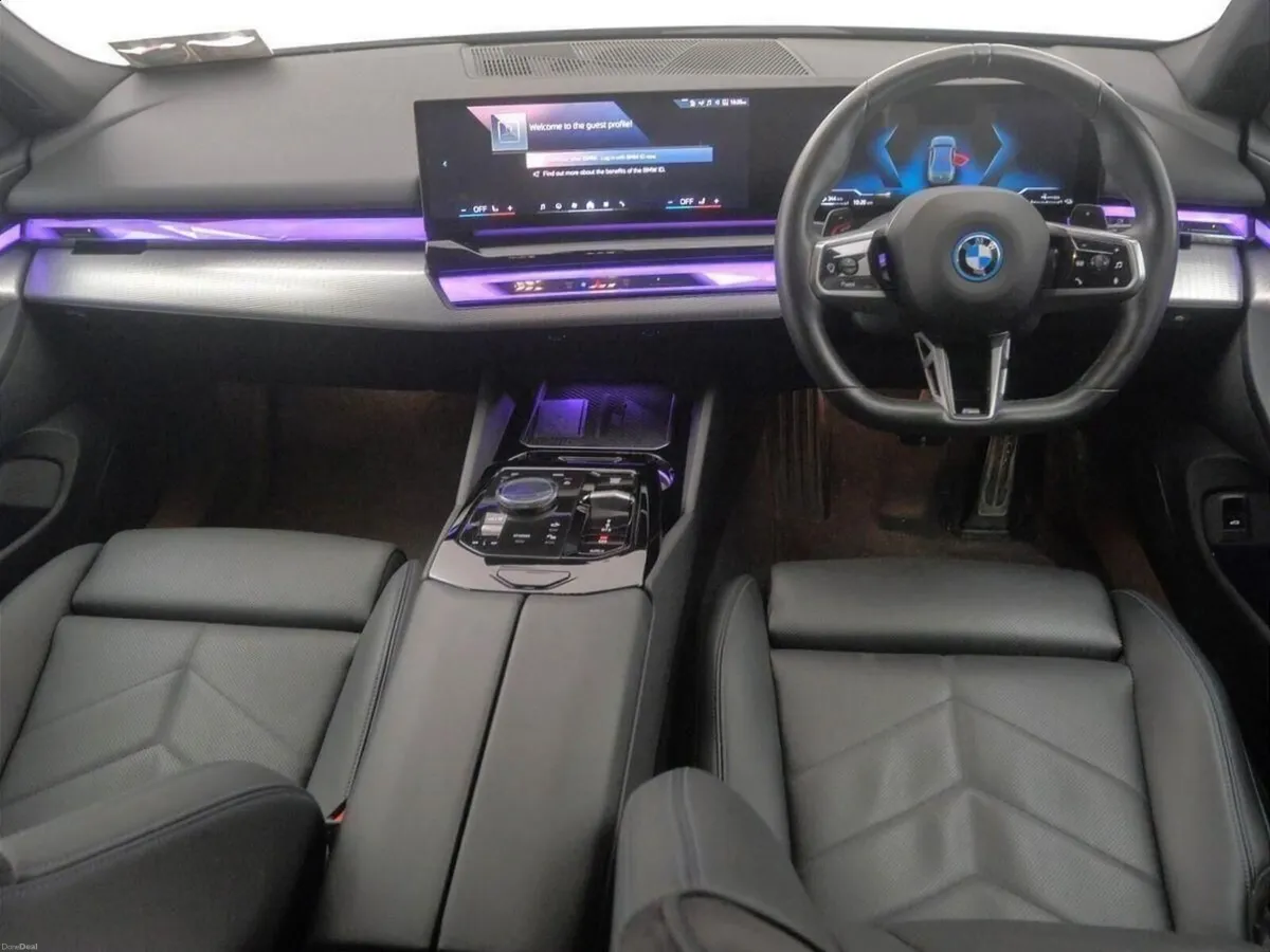 BMW 5-Series 530e M Sport Saloon - Image 4