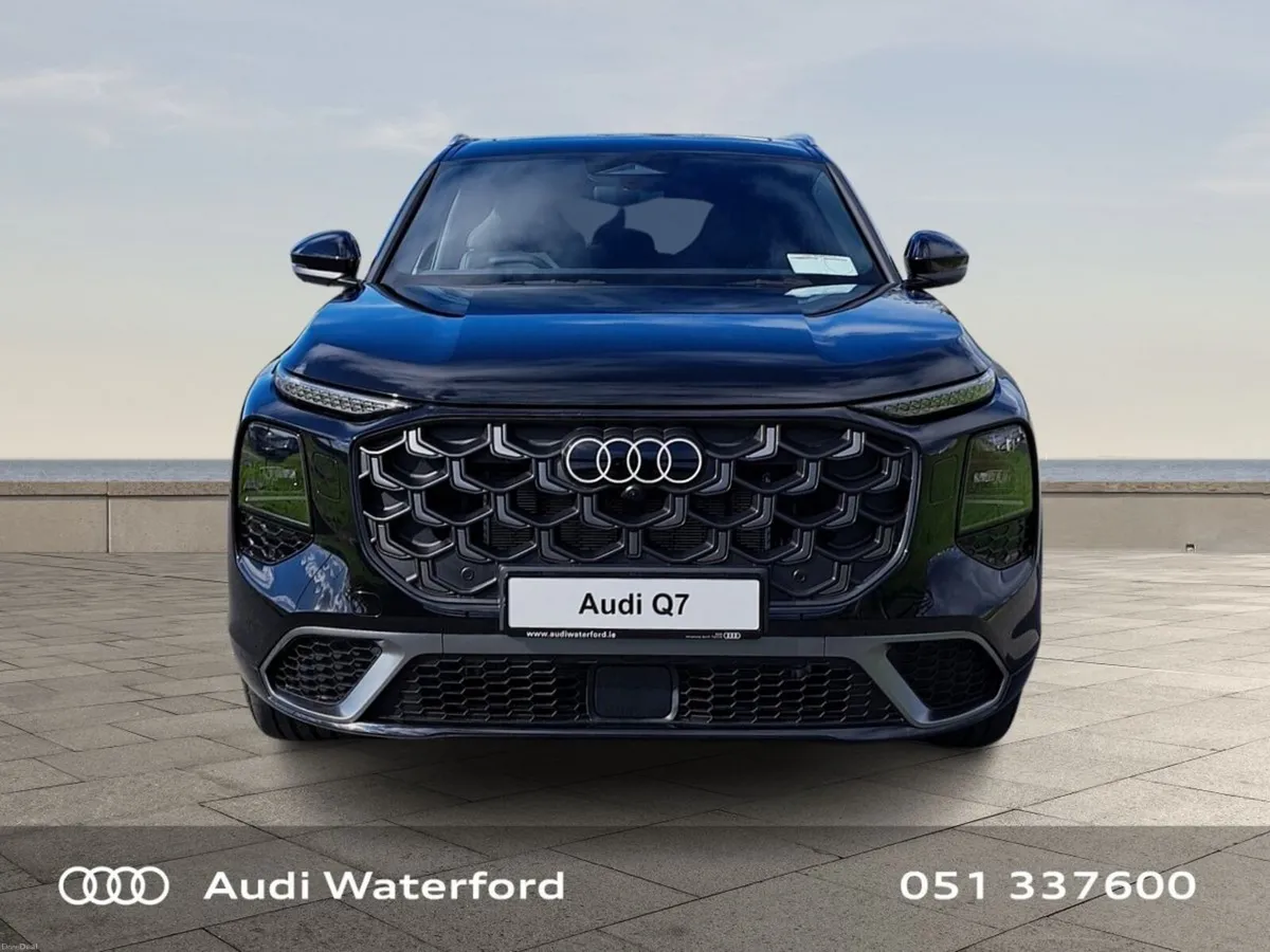 Audi Q7 Quattro TDI S-Line - Image 2