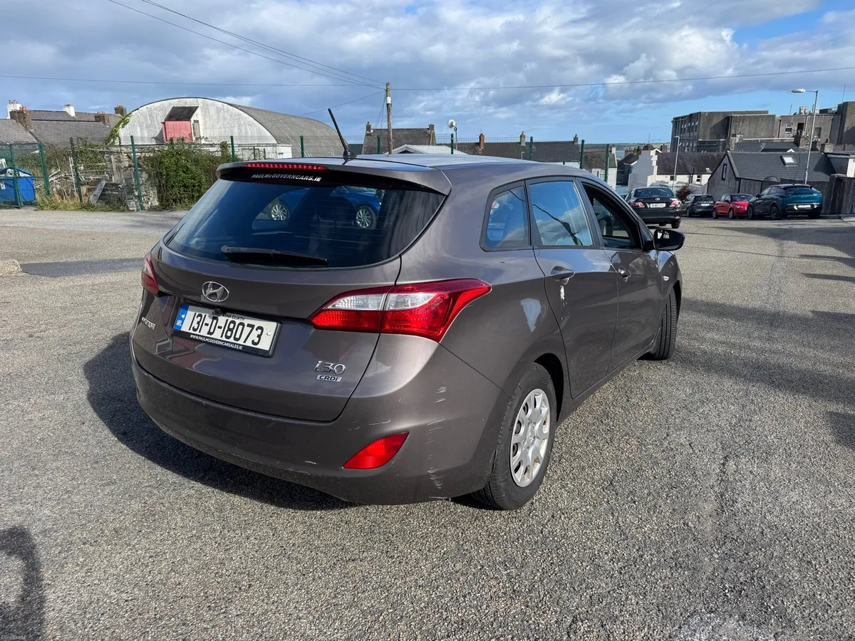 Hyundai i30 AUTOMATIC NEW NCT - Image 2