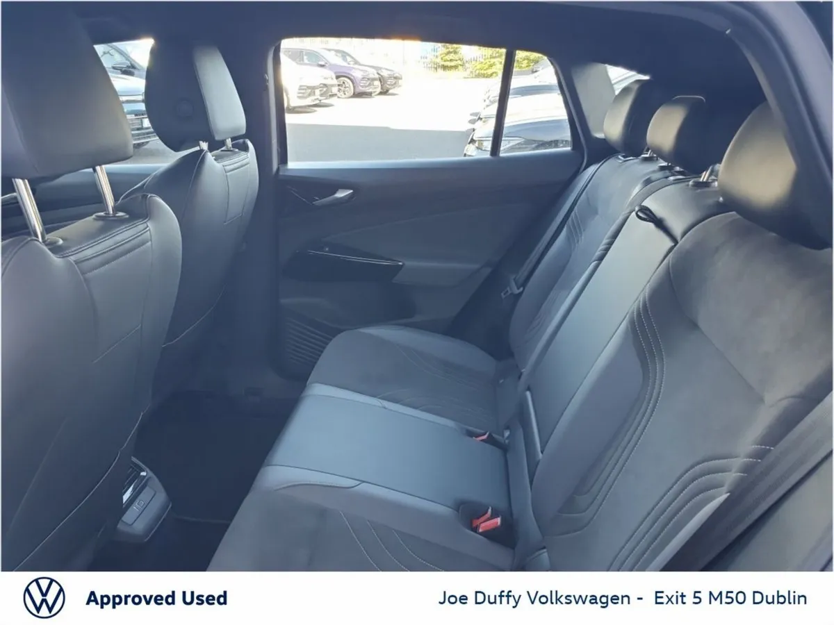 Volkswagen ID.4 LIFE 52kWh 148HP AUTO - Image 6