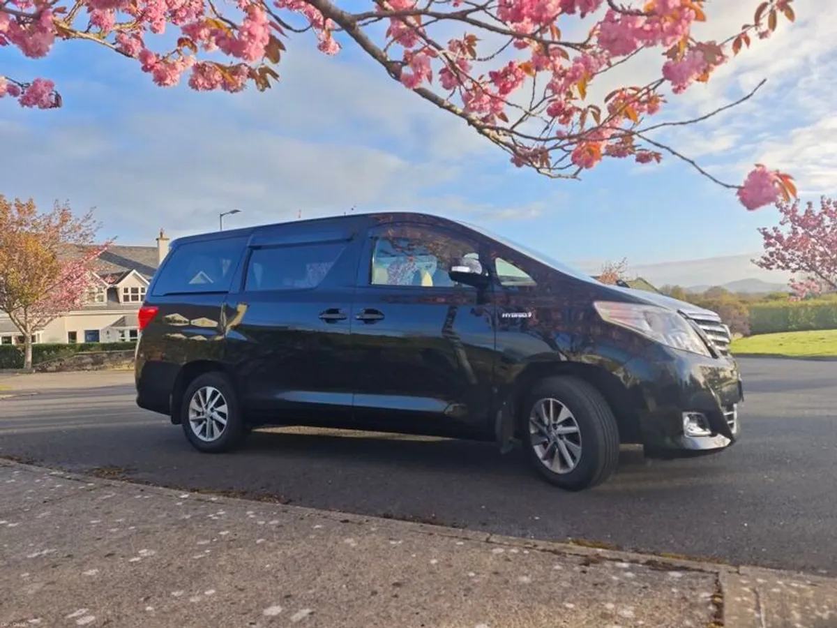 2012 Toyota Alphard 2.4 Hybrid 4WD - Image 4