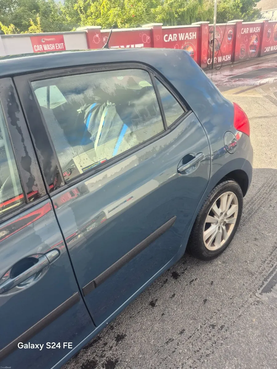 Toyota Auris 2007 - Image 3