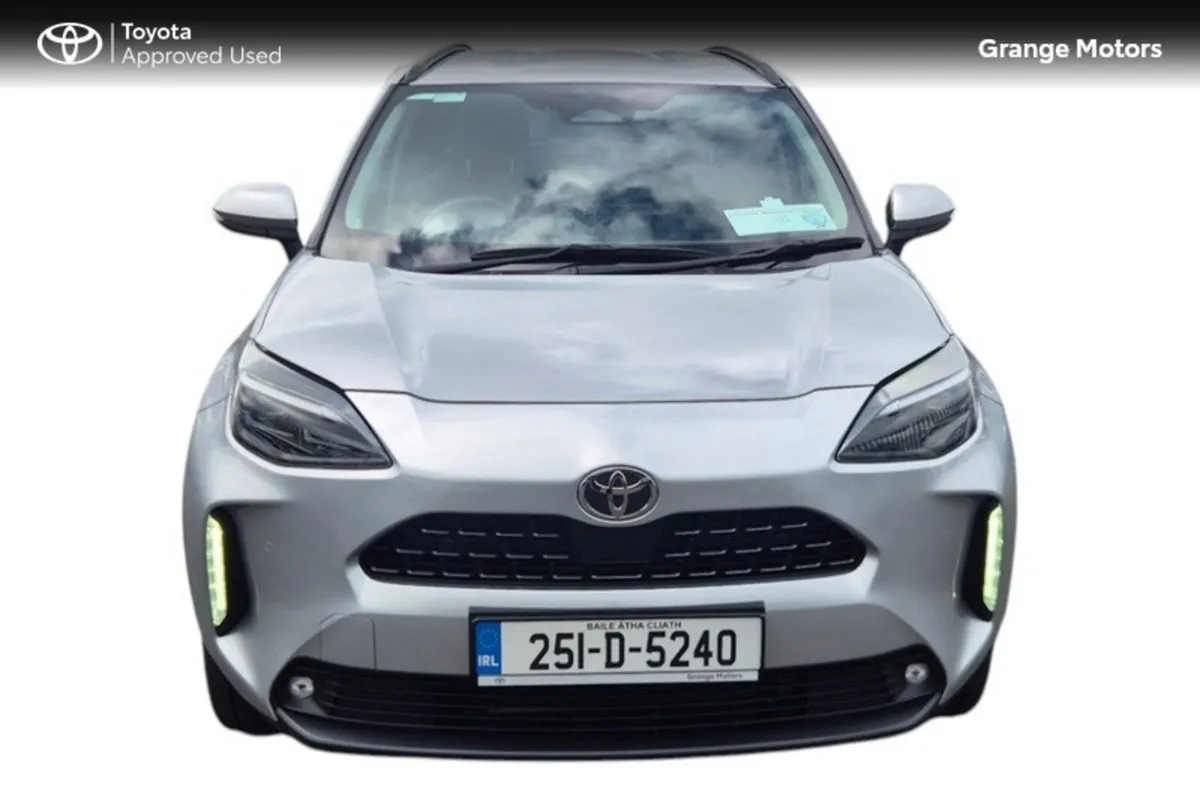 Toyota Yaris Cross 1.5 HYBRID SOL 5DR - Image 5