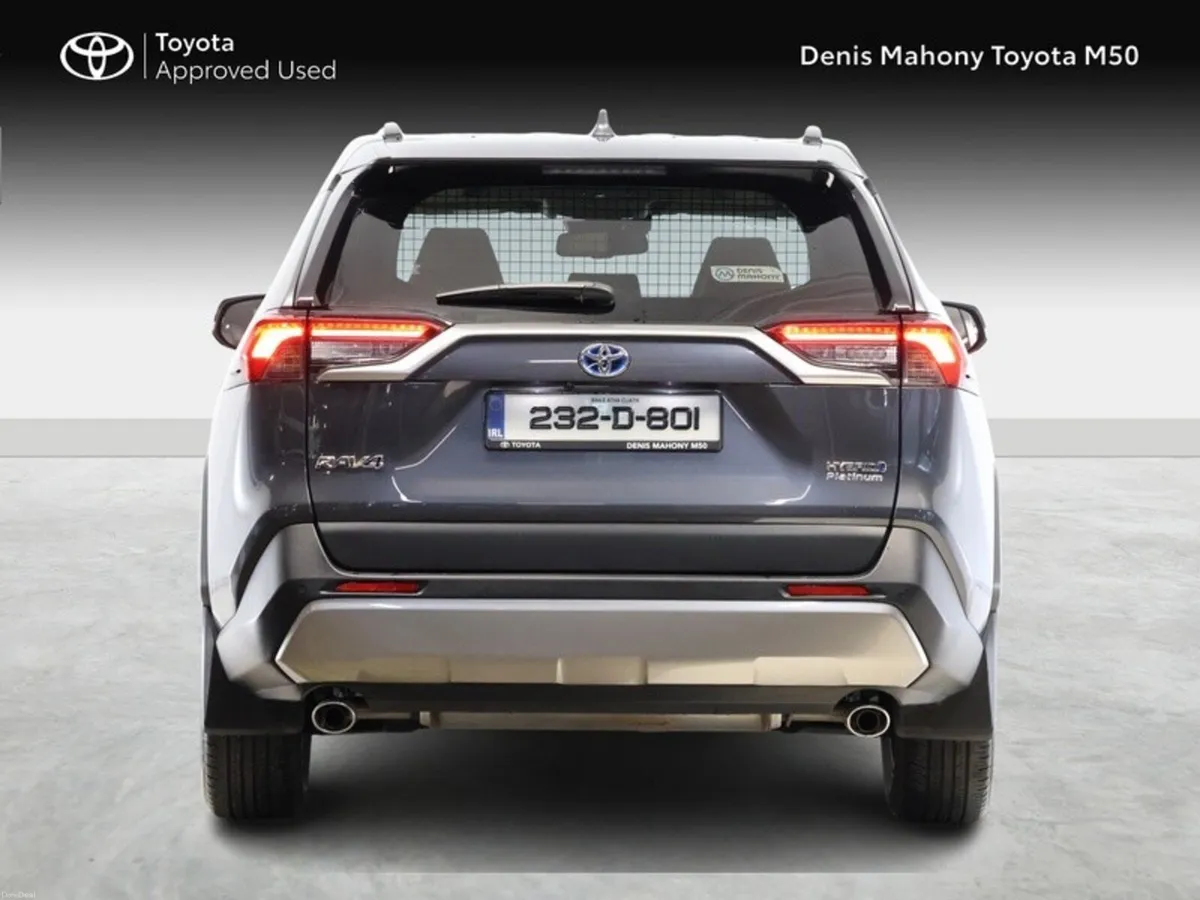 Toyota RAV4 Platinum Hybrid - Image 4