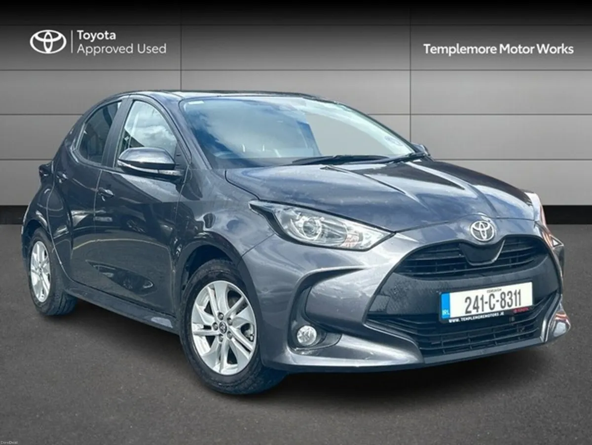 Toyota Yaris YARIS 1.5 LUNA - Image 1