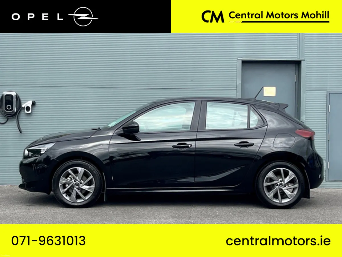 Opel Corsa ELEGNCE 1.2 75HP * Low Low Kms * - Image 2