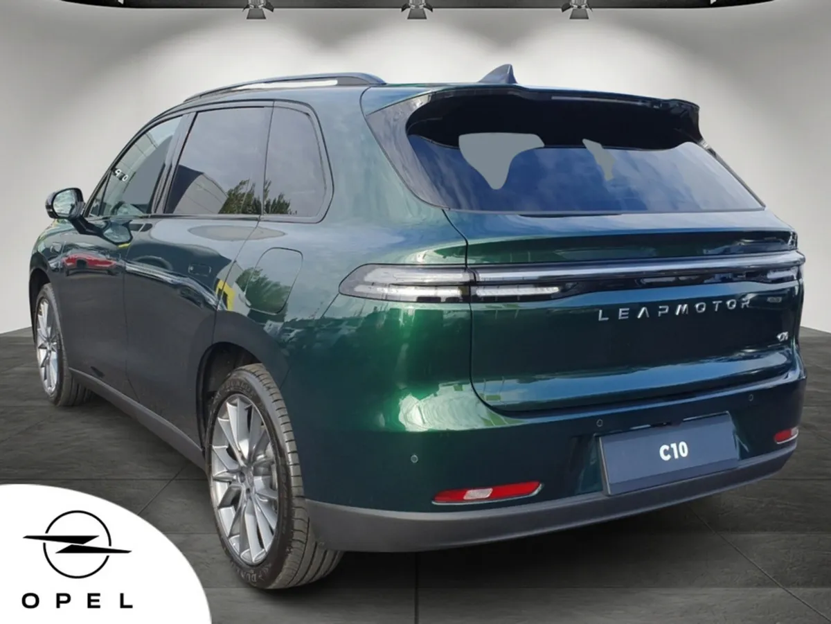 Leapmotor C10 DESIGN HYBRID - Image 4