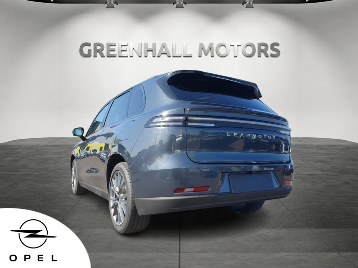 Leapmotor C10 DESIGN HYBRID - Image 5