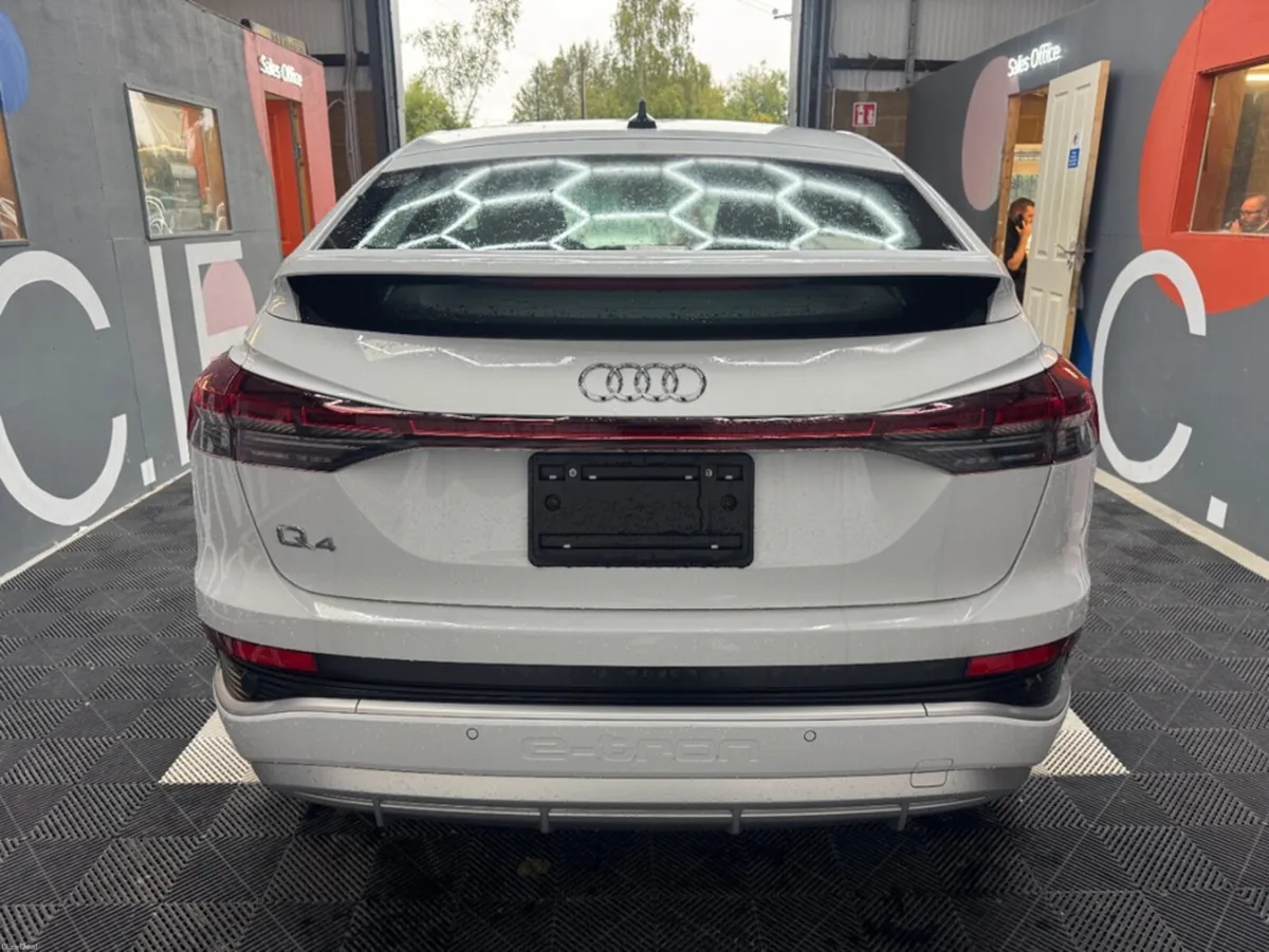 Audi Q4 e-tron 2025 AUDI Q4 SPORTBACK E-TRON AUTOM - Image 4
