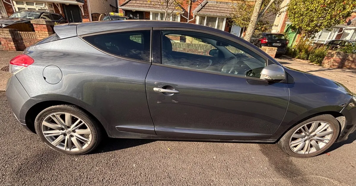 2015 Renault Mégane GT-Line 1.5 dCi 90bhp Coupe - Image 2