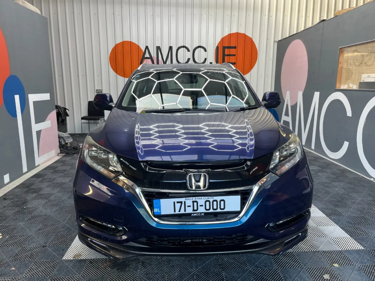Honda Vezel 2017 HONDA VEZEL HV Z SENSING HYBRID 1 - Image 2