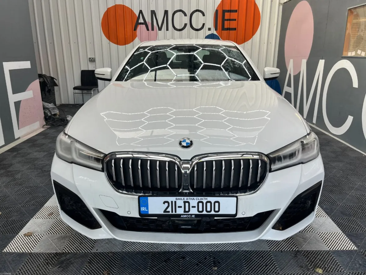 BMW 5-Series 2021 BMW 5 4d 530E M-SPORT EDITION JO - Image 2