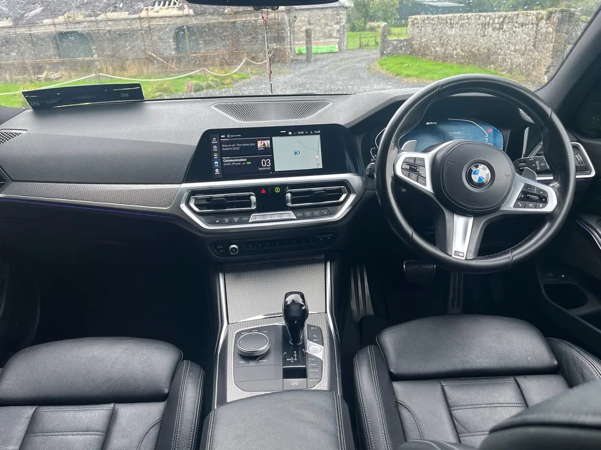 BMW 330e touring - Image 6