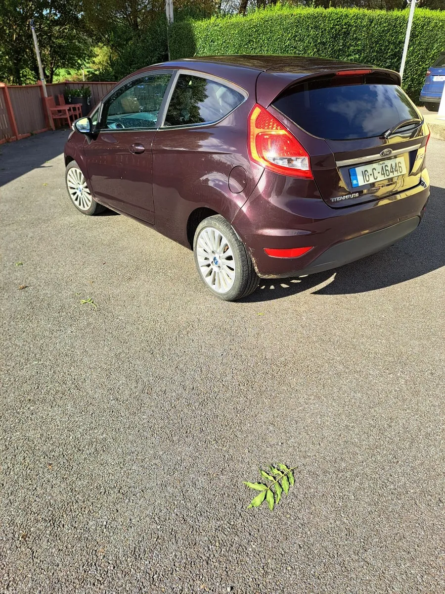 Ford Fiesta 2010 - Image 3